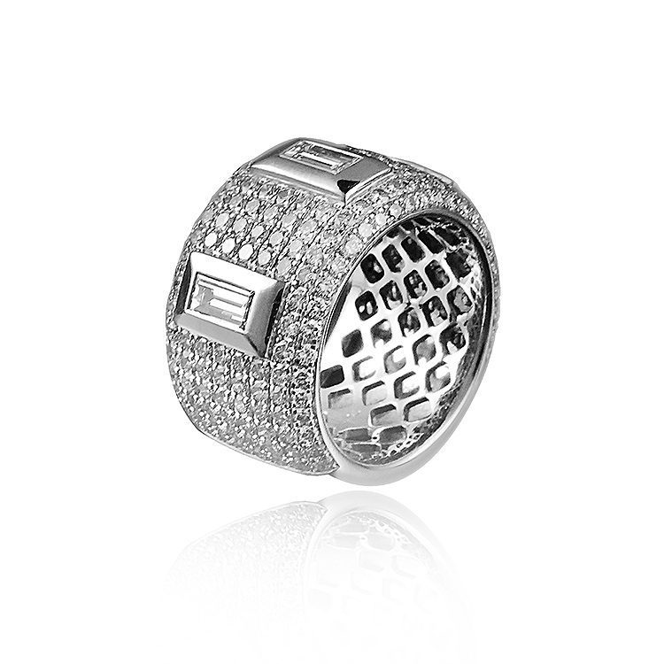 Carolin Schmuck 25 750x750